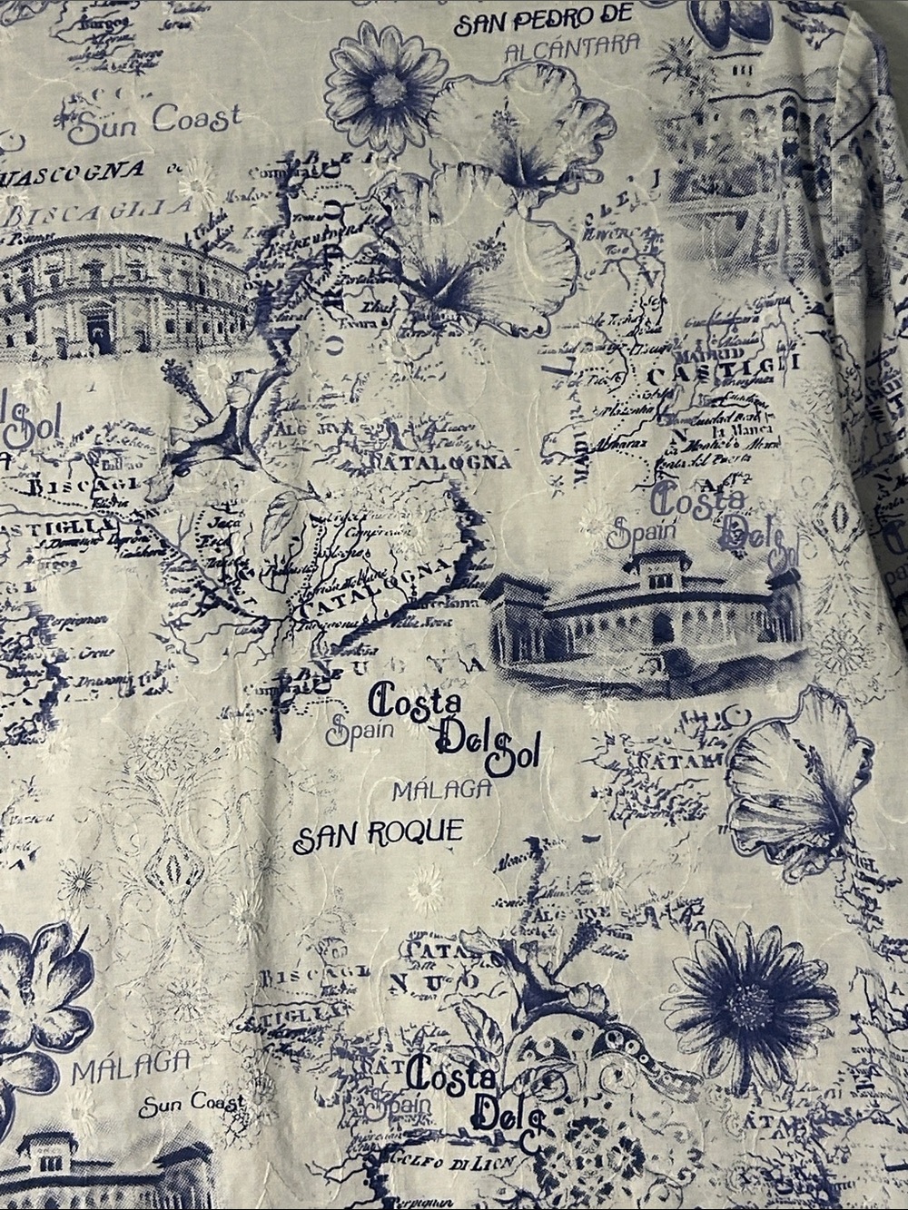 Alia Women’s Large Blue White Spain Toile Print Button Front 3/4 Sleeve Blouse - Picture 6 of 9